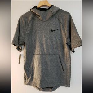 Nike Men's Dri-FIT Sz Medium Spotlight Short Sleeve Hoodie Gray/ Black
